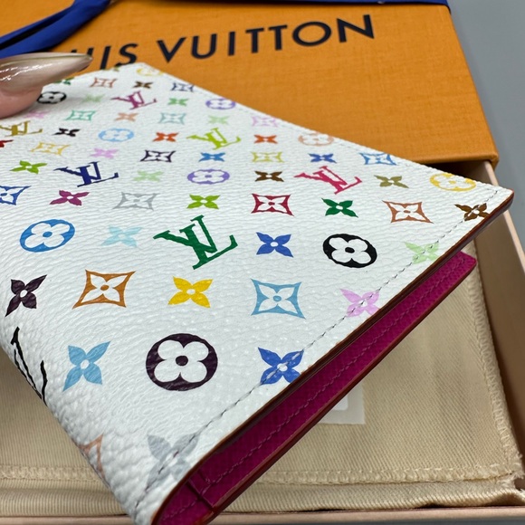 Louis Vuitton x Takashi Murakami multicolor passport holder - Picture 3 of 7